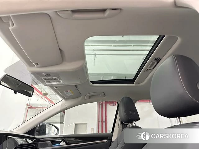 Volkswagen Passat id 4307541 из Китая 11