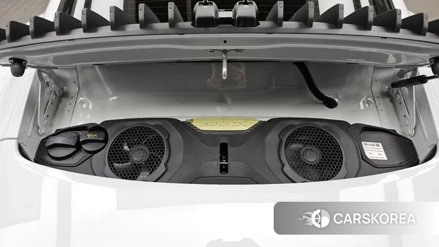 Porsche 911(992) id 3591200 из Кореи 11