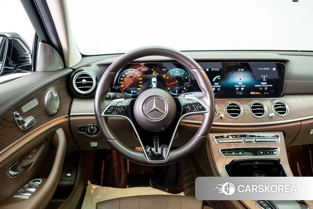 Mercedes-Benz E-class id 4279207 из Китая 11