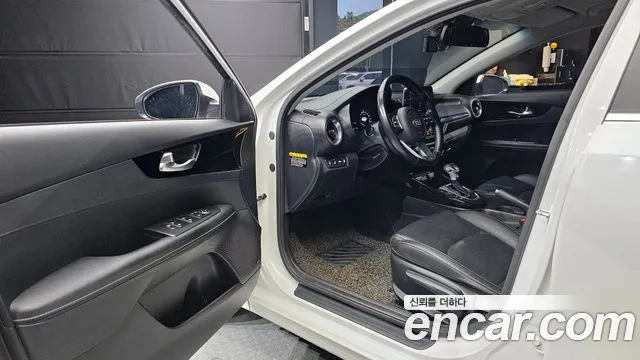 Kia Come New K3 id 2764712 из Кореи 11