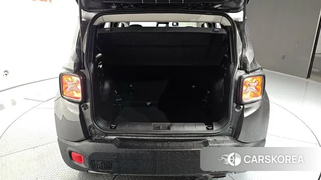 Jeep Renegade id 3728171 из Кореи 11