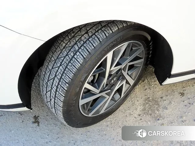 Hyundai Grandeur (GN7) id 3533853 из Кореи 11