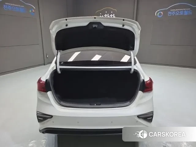 Kia Come New K3 id 3669577 из Кореи 11