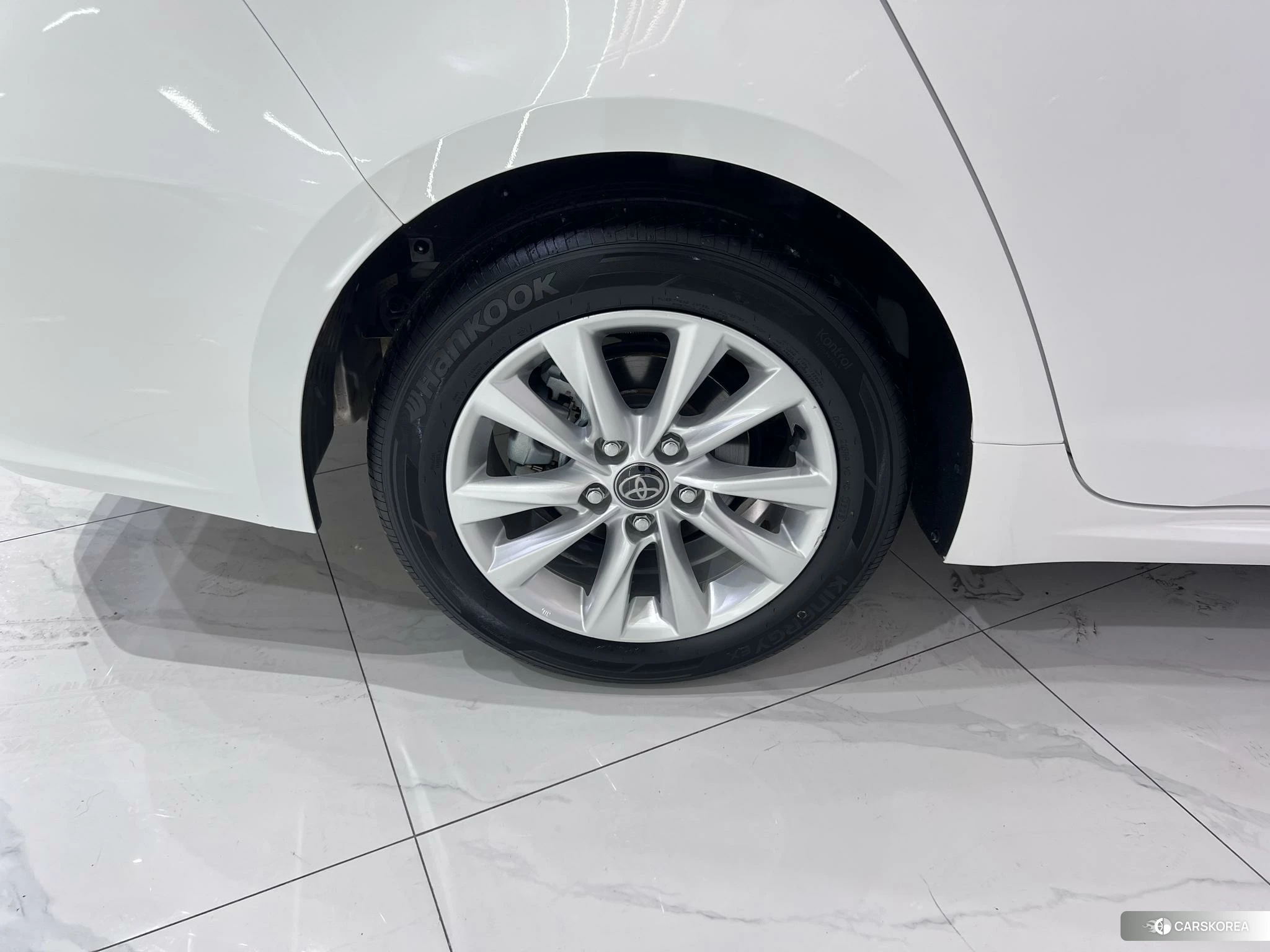 Toyota Corolla id 4514929 из Китая 11