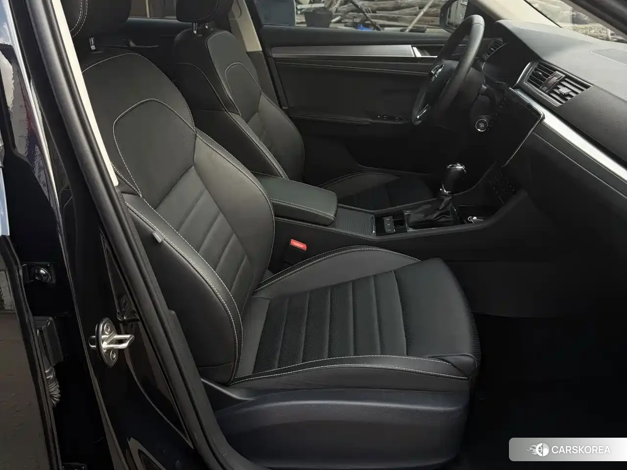 Skoda Superb id 4669292 из Китая 11