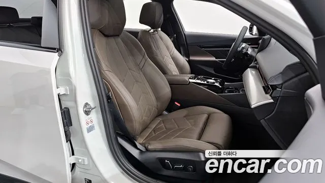 BMW 5 Series (G60) id 2729822 из Кореи 11