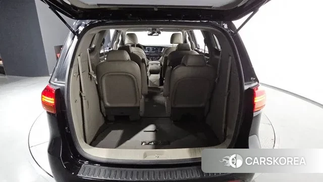 Kia All New Carnival id 2986901 из Кореи 11