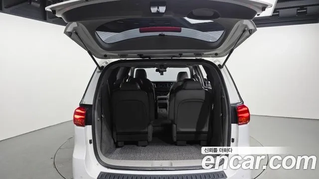 Kia The New Carnival id 2945966 из Кореи 11