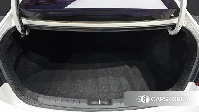 Hyundai The New Avante AD id 3434431 из Кореи 11