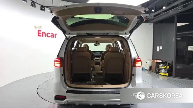 Kia The New Carnival id 3562685 из Кореи 11