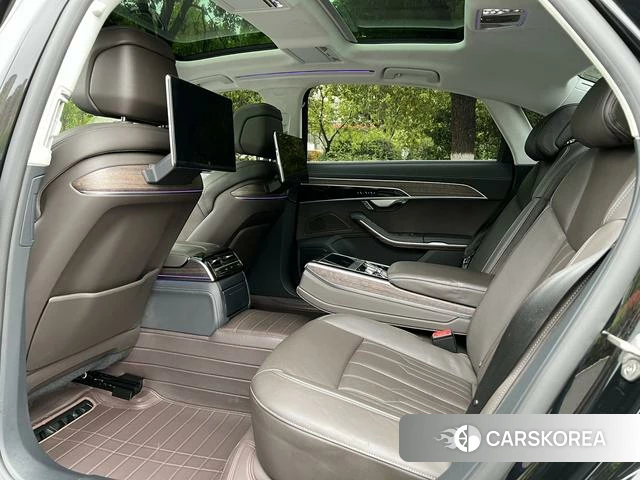 Audi A8 id 4259696 из Китая 11