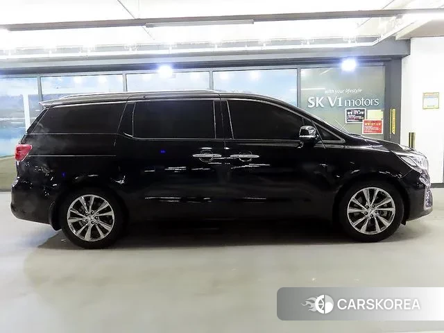Kia The New Carnival id 3672682 из Кореи 11