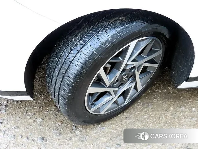 Hyundai Grandeur (GN7) id 3523983 из Кореи 11