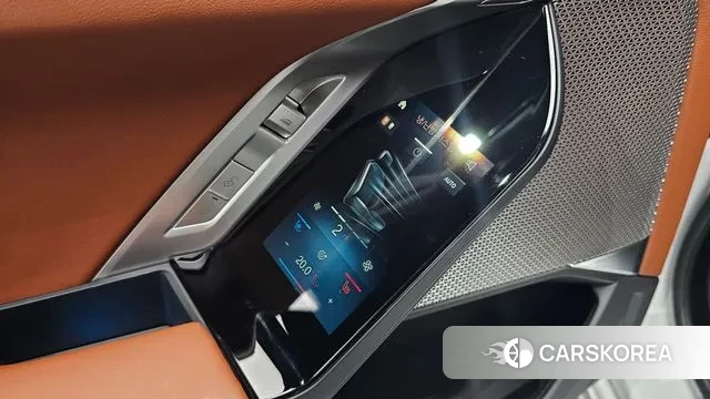 BMW 7 Series (G70) id 3217368 из Кореи 11