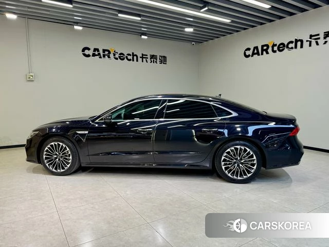 Audi A7L id 3849801 из Китая 11
