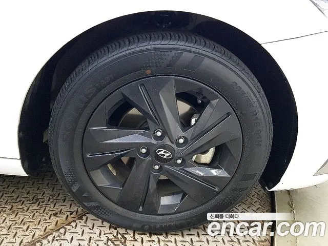 Hyundai Avante Hybrid (CN7) id 2707738 из Кореи 11