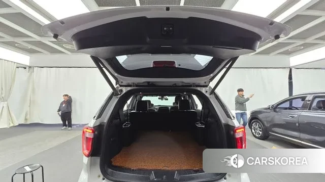 Ford Explorer id 3459917 из Кореи 11