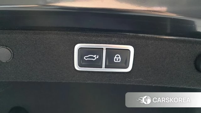 Hyundai Grandeur (GN7) id 3838375 из Кореи 11