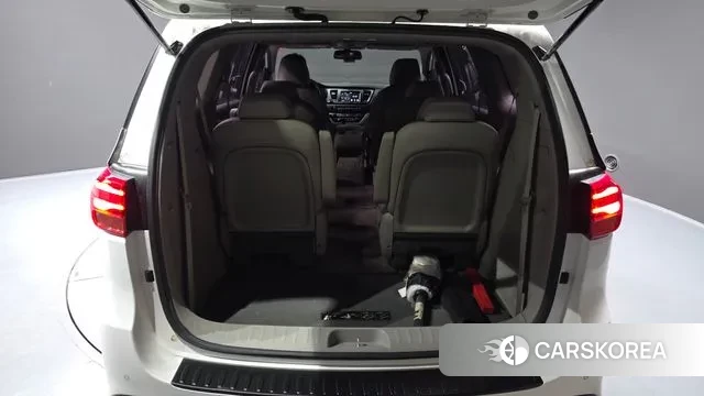 Kia The New Carnival id 3778932 из Кореи 11