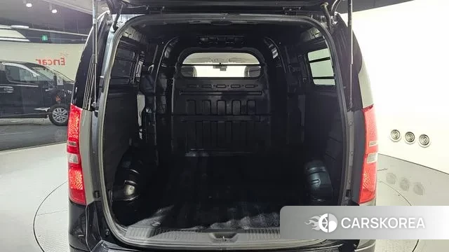 Hyundai The New Grand Starex id 3686548 из Кореи 11