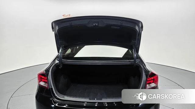 Hyundai The New Avante AD id 4637856 из Кореи 11
