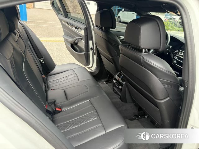 BMW 5 Series (G30) id 4792667 из Кореи 11