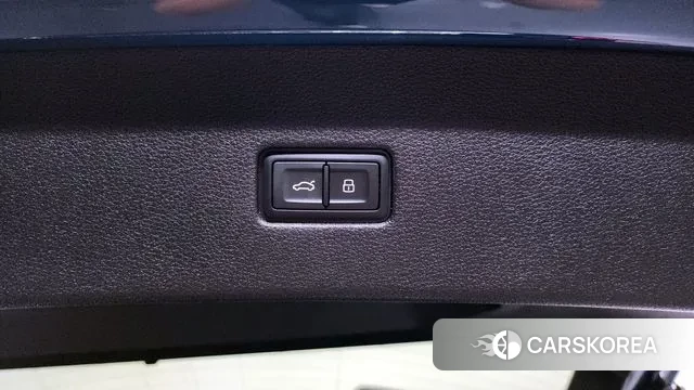 Audi RSQ8 (4M) id 3012329 из Кореи 11