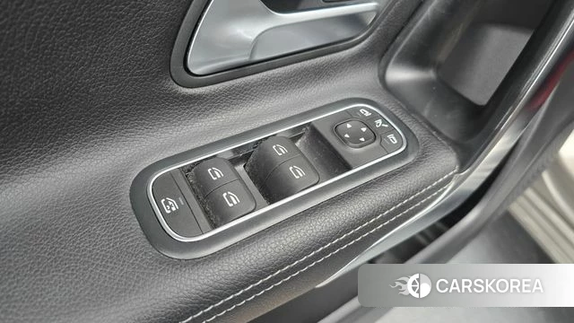 Mercedes-Benz A-Class W177 id 4746482 из Кореи 11