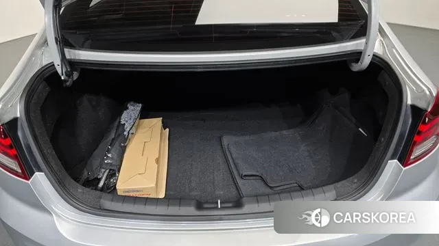 Hyundai The New Avante AD id 3677308 из Кореи 11