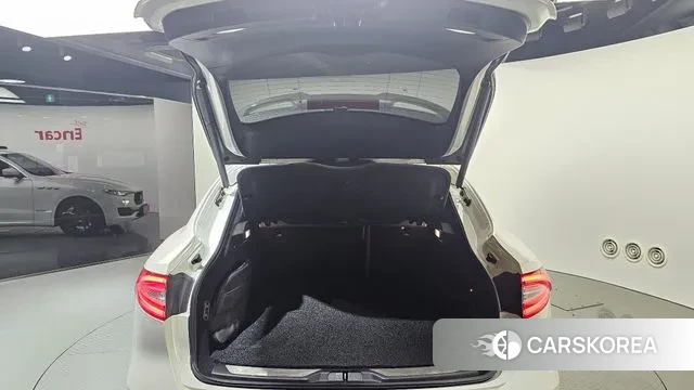 Maserati Levante id 3510101 из Кореи 11