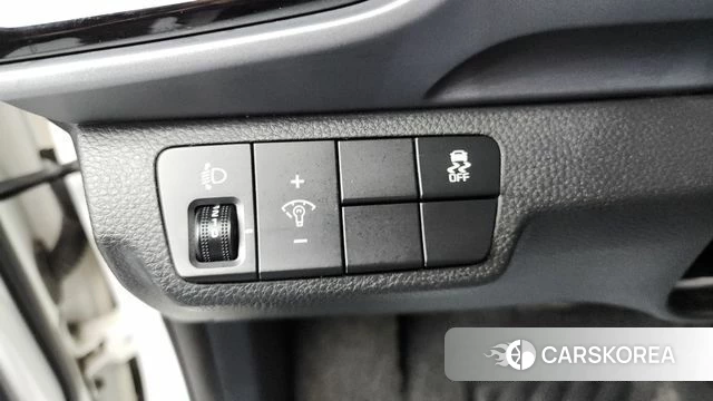 Kia Stonic id 4356690 из Кореи 11