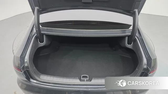 Hyundai Grandeur Hybrid (GN7) id 3739933 из Кореи 11