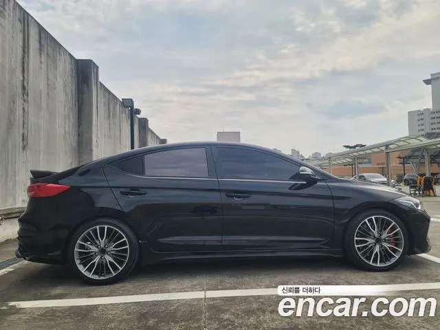 Hyundai Avante AD id 2316703 из Кореи 11