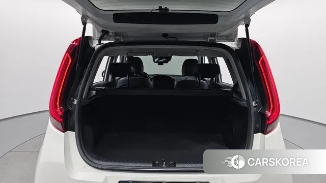 Kia Soul Booster EV id 3682175 из Кореи 11