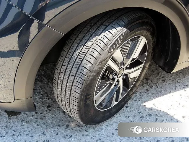 Kia The New Niro id 3787970 из Кореи 11