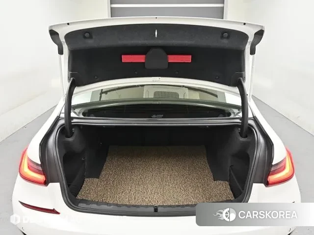 BMW 3 Series (G20) id 3692345 из Кореи 11