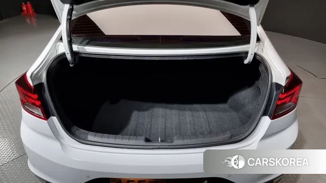 Hyundai The New Avante AD id 3519958 из Кореи 11