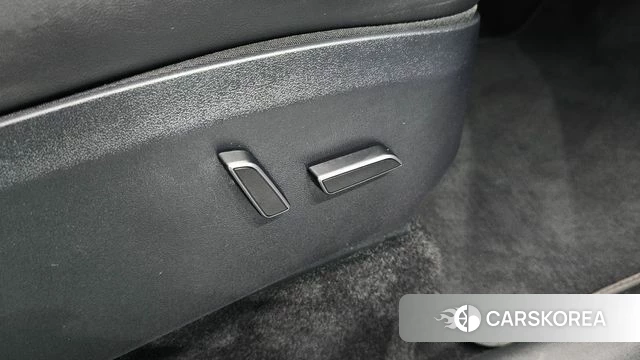 Tesla Model Y id 4414627 из Кореи 11