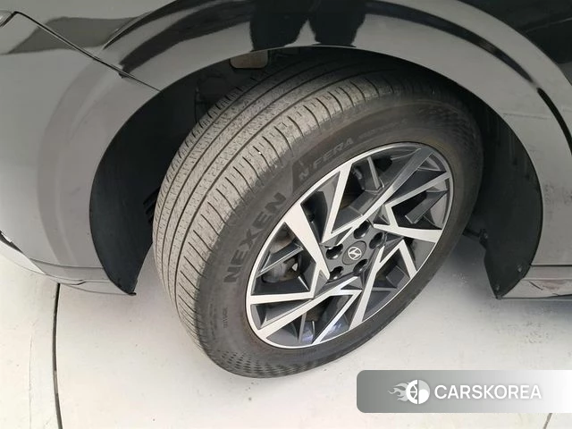 Hyundai Grandeur (GN7) id 3838901 из Кореи 11