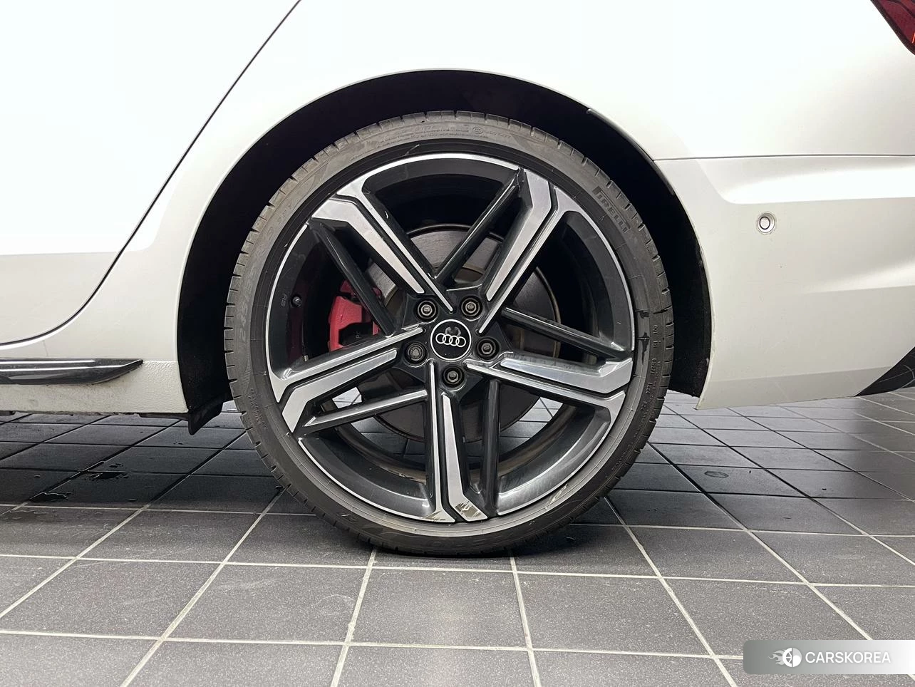 Audi A4L id 4440739 из Китая 11