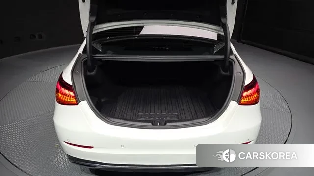 Mercedes-Benz C-Class W206 id 3289602 из Кореи 11