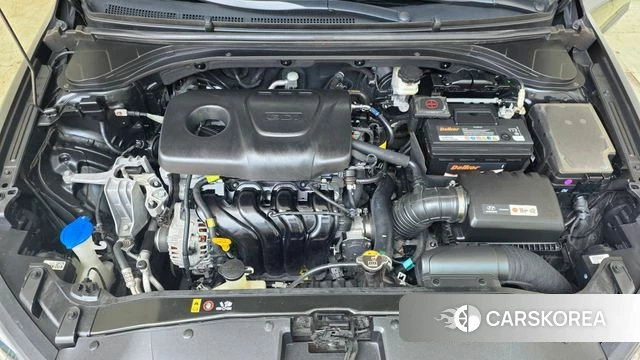 Hyundai Avante AD id 4596442 из Кореи 11