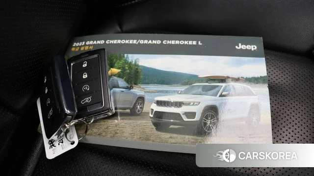 Jeep Grand Cherokee (WL) id 4337085 из Кореи 11