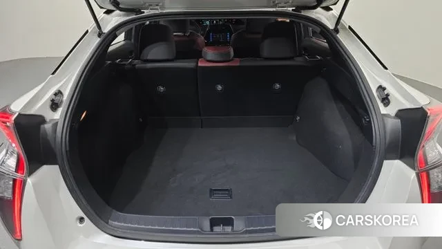 Toyota Prius 4th Generation id 3060987 из Кореи 11