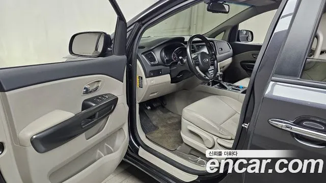 Kia The New Carnival id 2557014 из Кореи 11