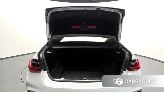 BMW 7 Series (G11) id 3675860 из Кореи 11