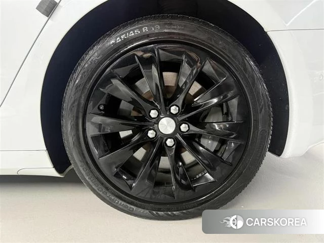 Tesla Model S id 4318233 из Кореи 11