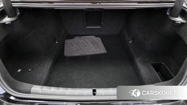 BMW 7 Series (G70) id 3805793 из Кореи 11