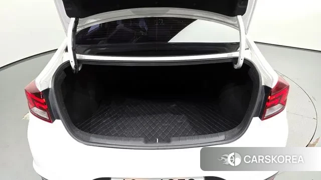 Hyundai The New Avante AD id 3150218 из Кореи 11