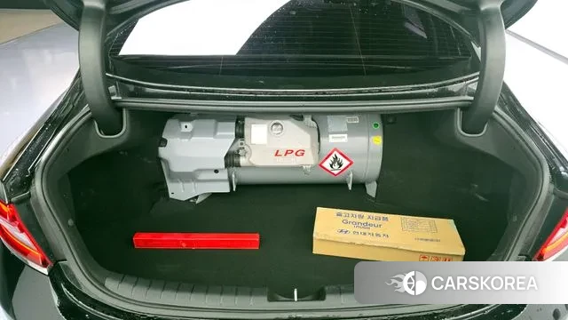 Hyundai Grandeur IG id 3013641 из Кореи 11